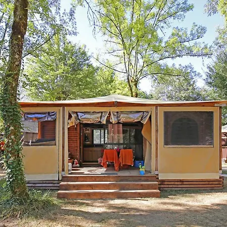 Huttopia Oleron Les Pins Saint-Trojan-les-Bains Extérieur photo